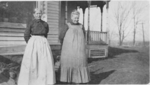 Iowa farm women, c. 1913
