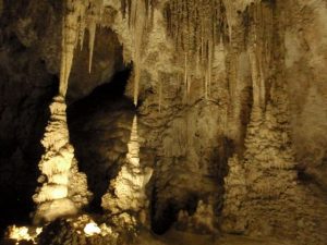 Carlsbad Caverns - Stelagtites